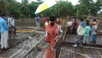 Photo of Laying Concrete for Elementary School – Dharmapuram Adheenam